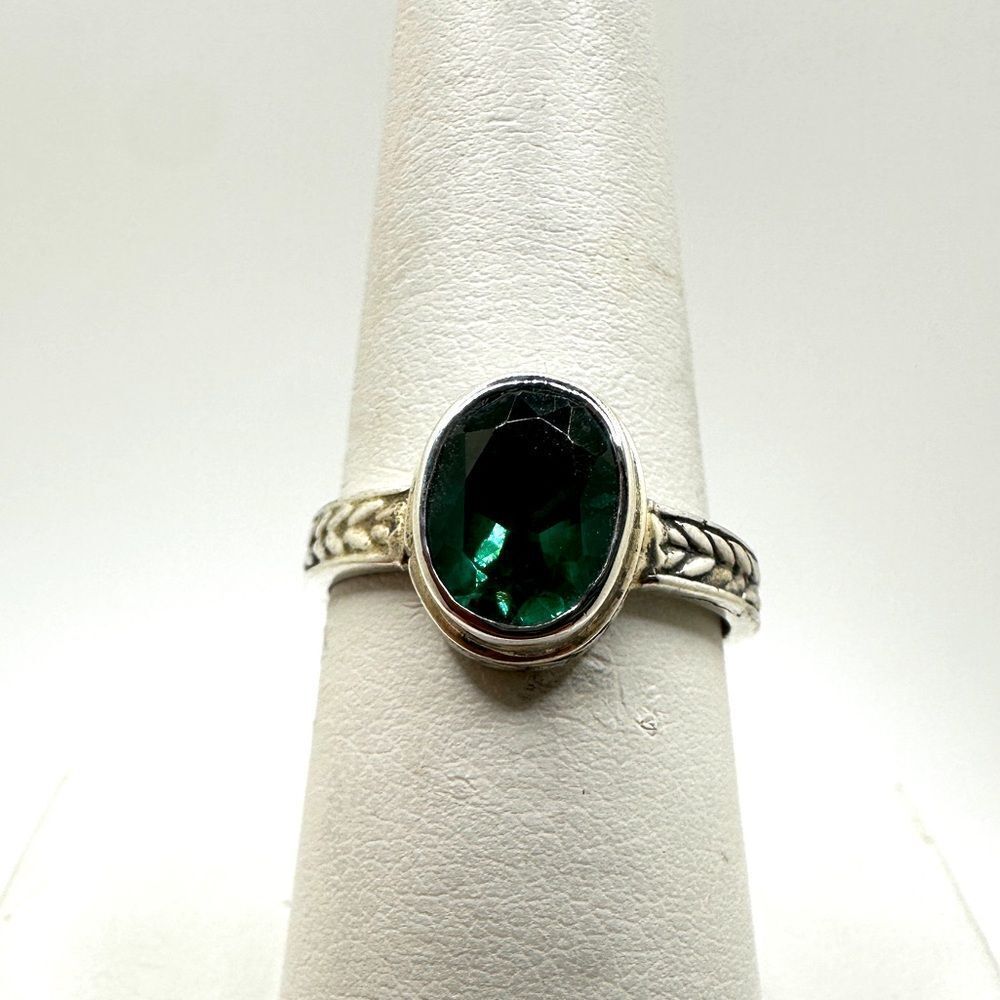NWT‎ 7x9mm oval cut green quartz ring in Bali sterling silver!
